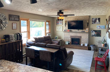 Image 99 - dueling-dakota-outfitters-0156A0FD-C7BA-4632-AA21-7B542B9825C7.jpg